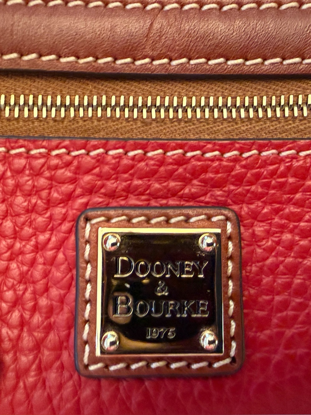 Dooney & Bourke Red & Brown Leather Key ring & Card Holder Pouch Gold Hardware - Picture 3 of 9